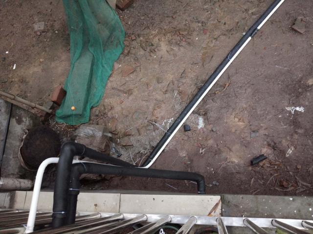 農村自建小院壓力罐供水安裝過程