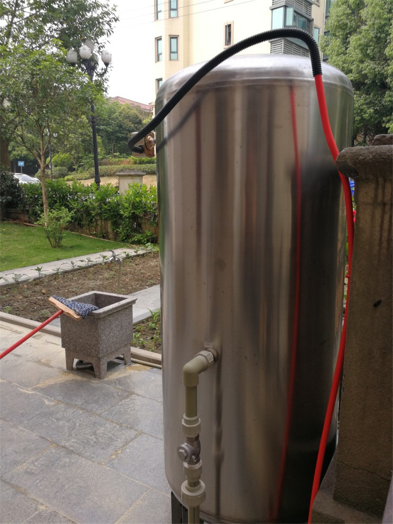 狀元雨無塔供水器壓力罐農村安裝實拍